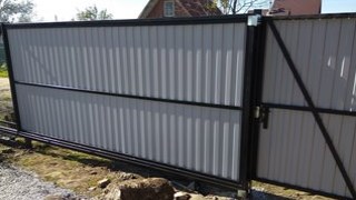 Купить сваи для ворот в Великий Устюг. Заказать ворота на сваях под ключ от 21813 руб